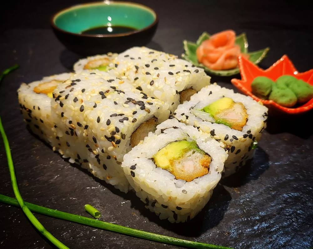 Cali crevette tempura avocat
